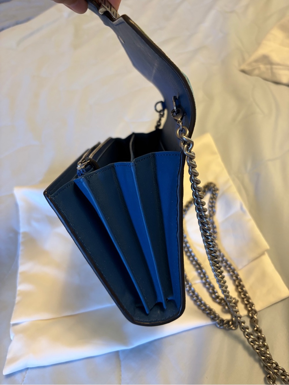 Gucci Blue & Green Floral GG Supreme Small Crossbody Bag - Picture 4 of 7